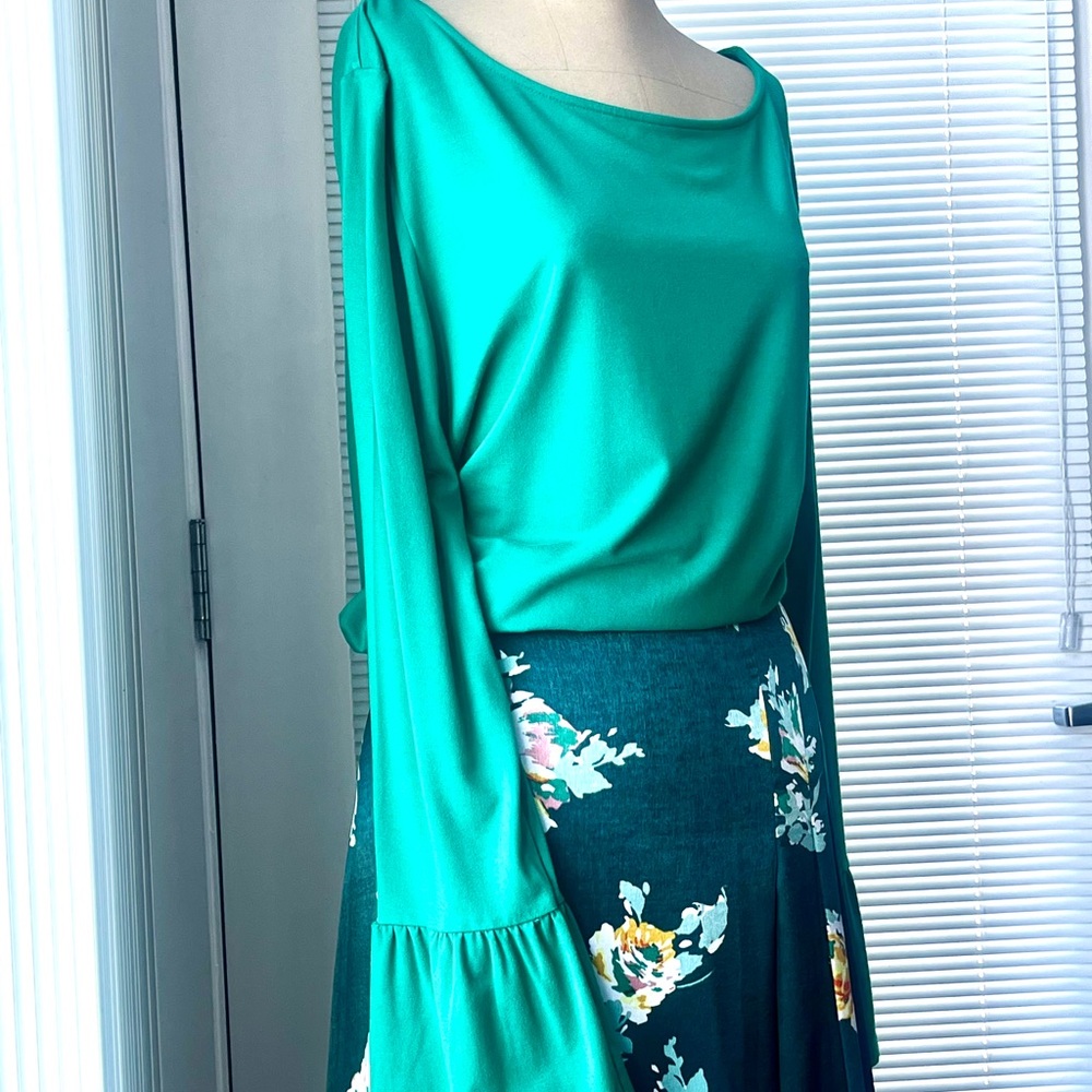 Halogen Emerald Green Long Sleeve Top